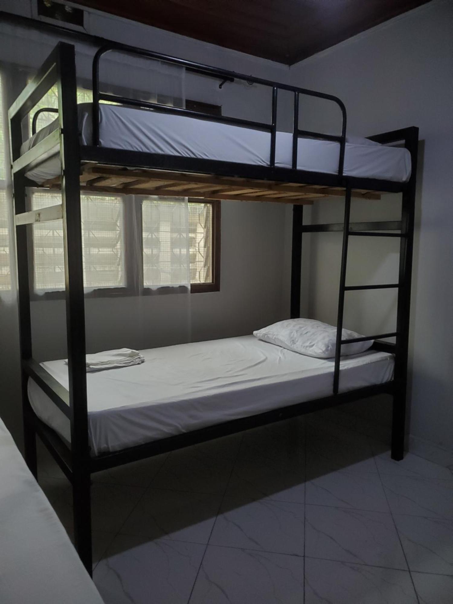 The Nest Haven Hostel Дар-ес-Салам Екстер'єр фото